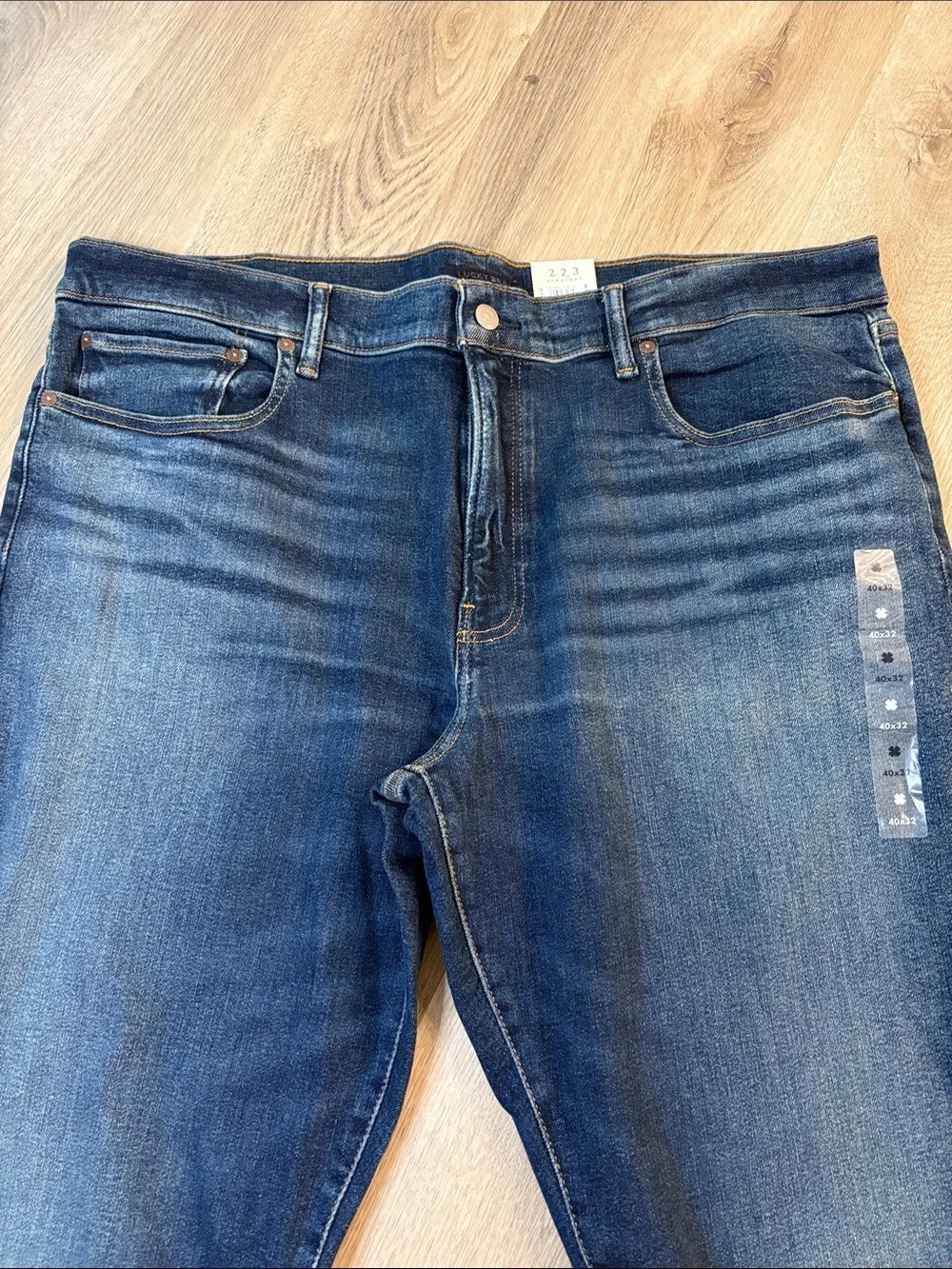 NEW WITH TAGS Lucky Brand 223 Straight Fit Jeans 40x32 blue denim casual classic